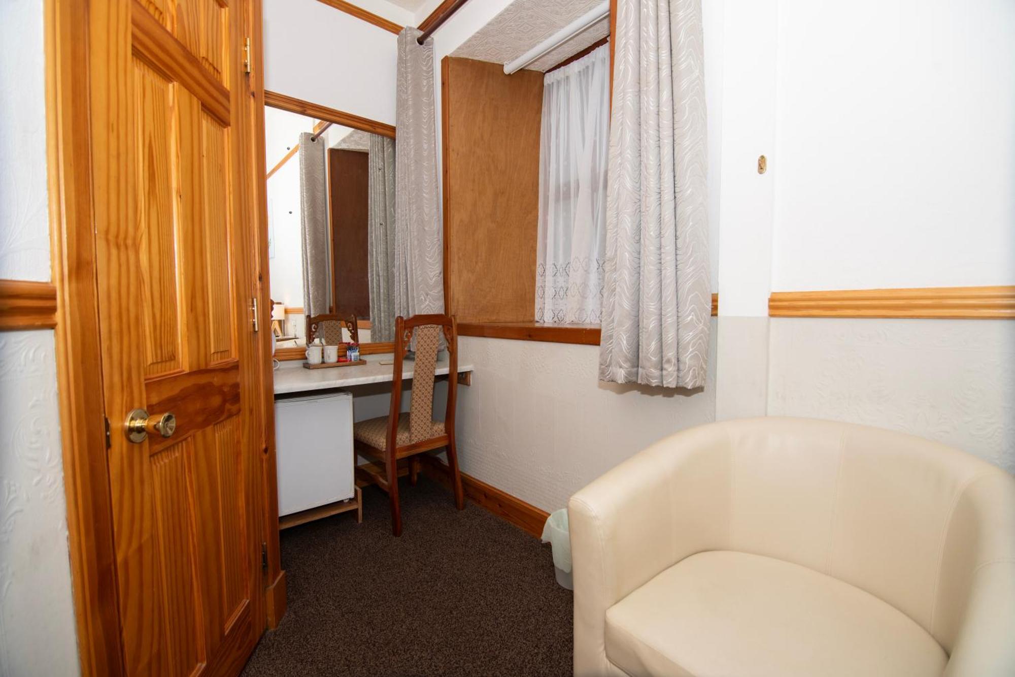 Alder Lodge Guest House Lerwick Extérieur photo